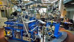 Beamline 4.0.2 at Berkeley Lab’s Advanced Light Source.